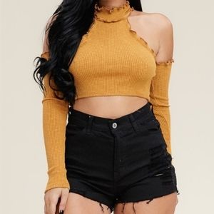 Jikha Ribbed Crop Top